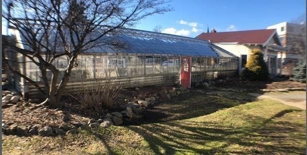 888 Great Plain Ave #B photo 3