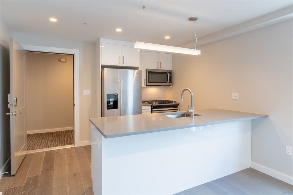 244 Hanover St. #620