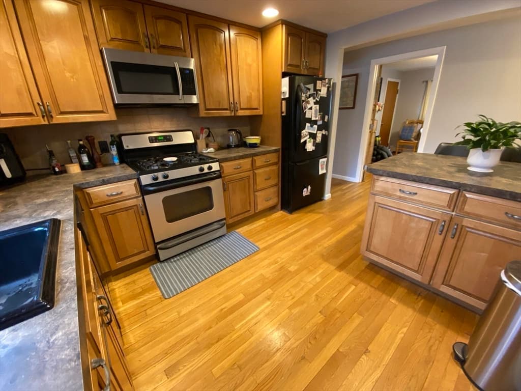 32 Grandview Avenue #1 photo 5
