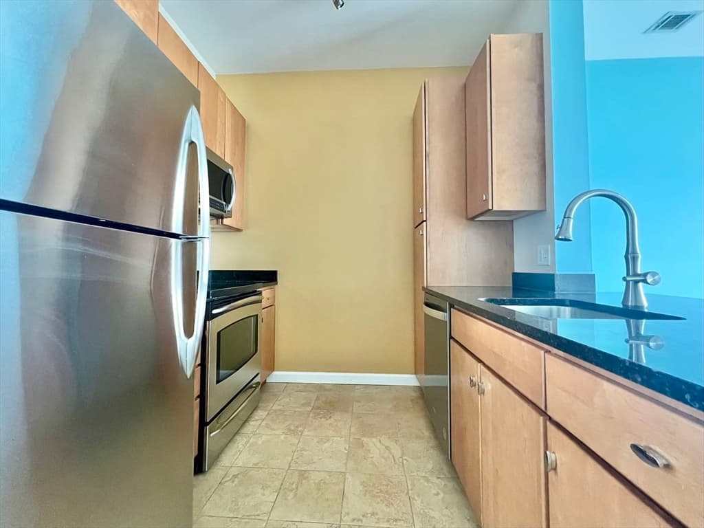 3 Repton Pl #3407 photo 5