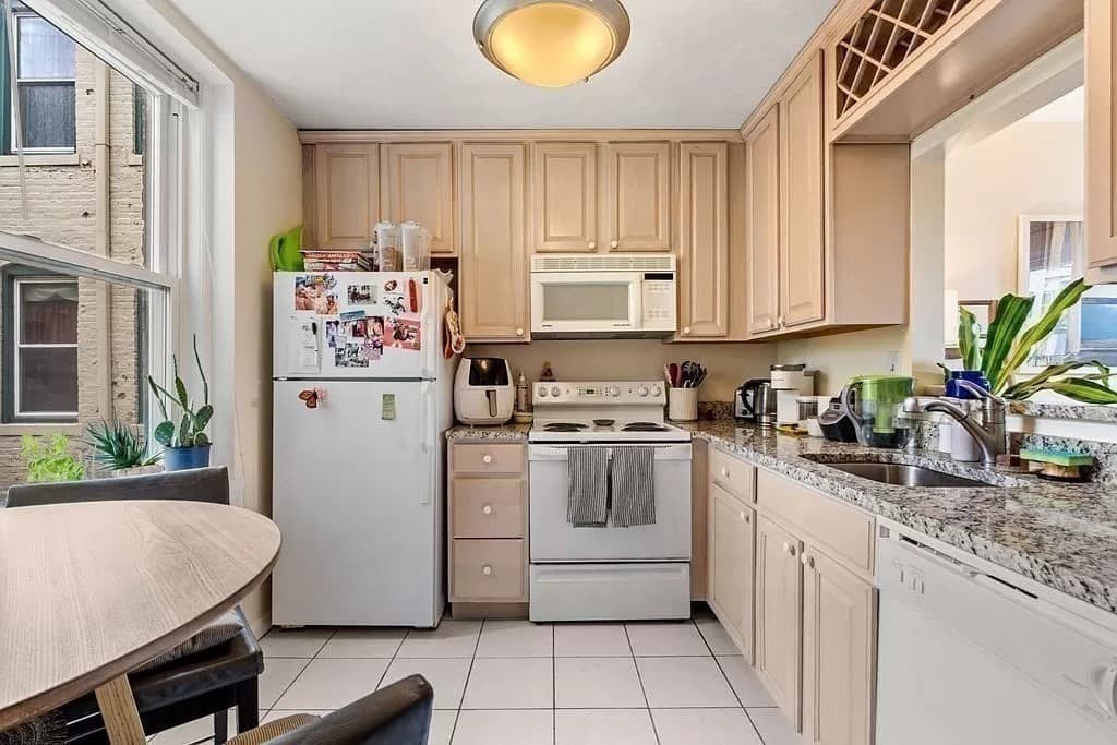 92 Gordon St #302 photo 4