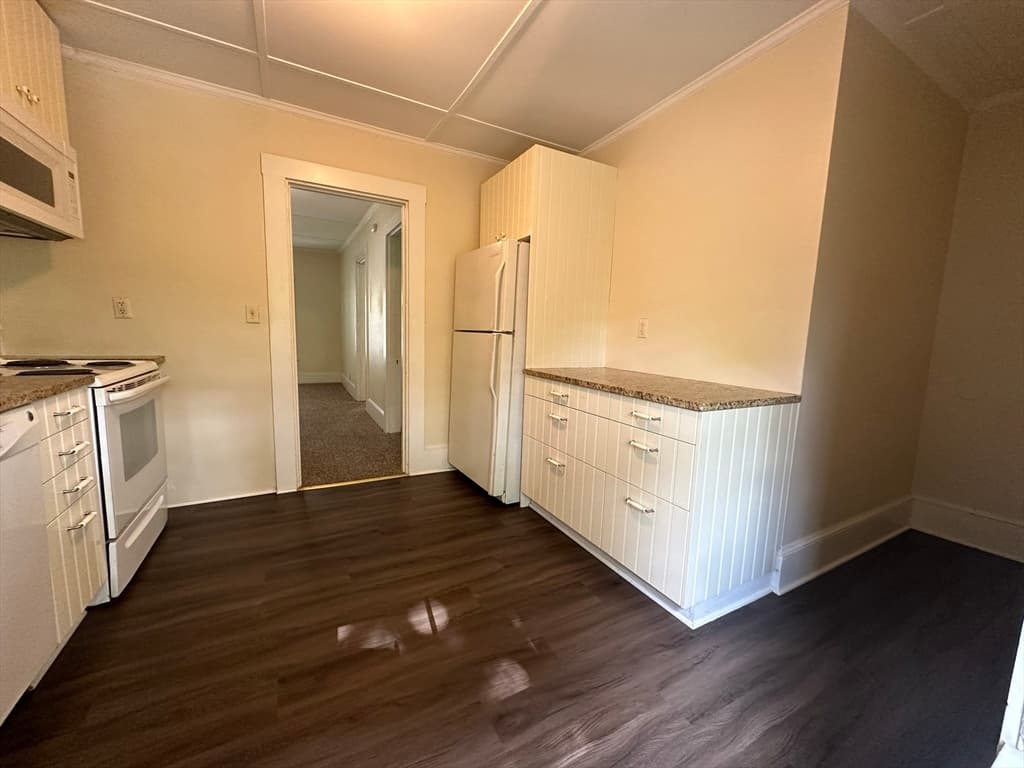 125 Winter St #5 photo 5