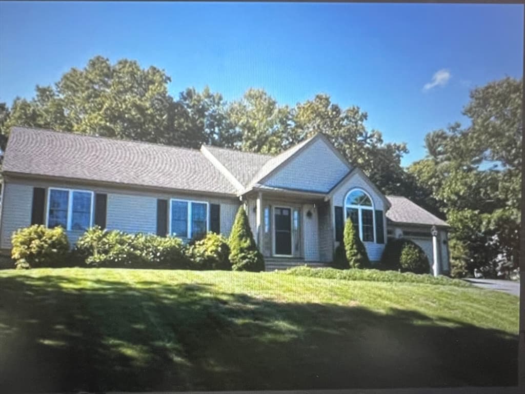 17 Snead Drive