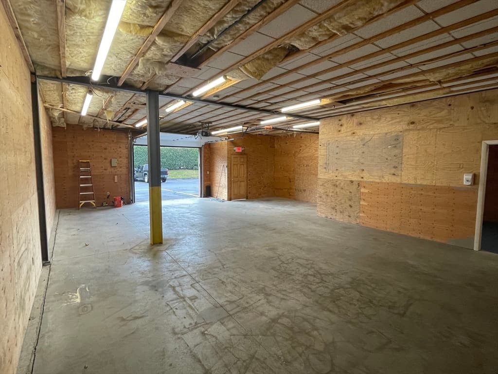 63 Myron St photo 4