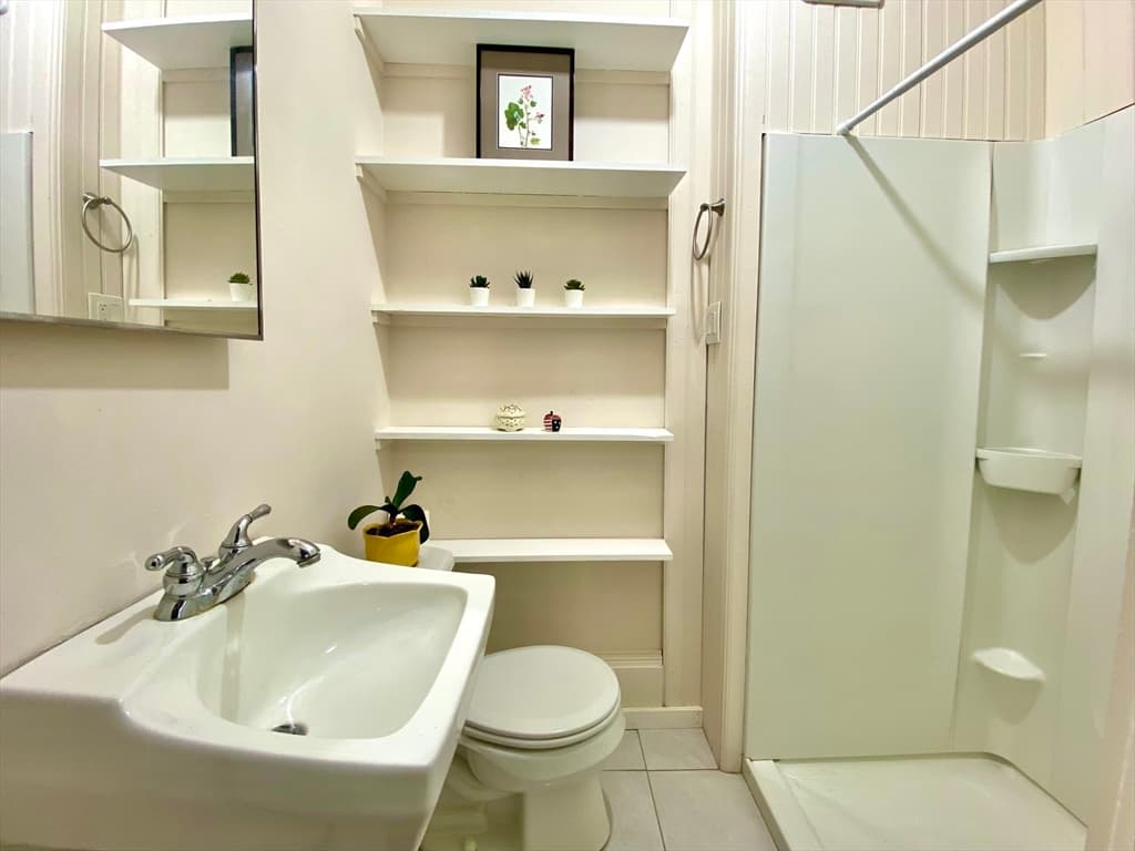 32 Fairmont Ave #1R photo 3