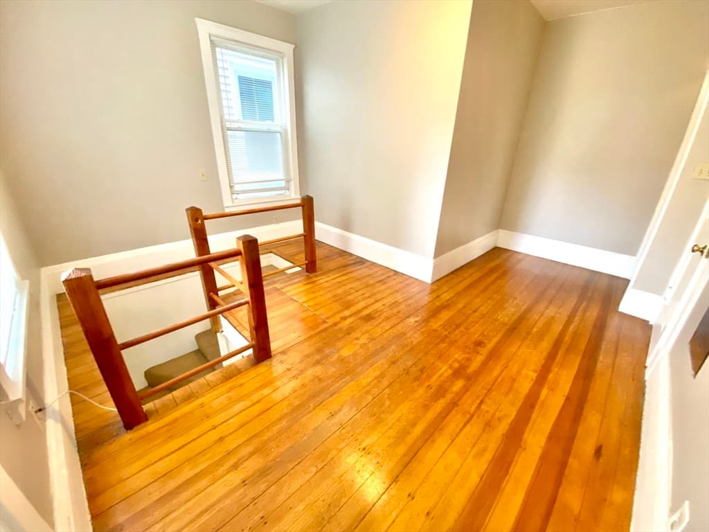 32 Fairmont Ave #1R photo 5
