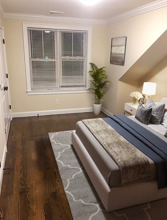 3381R Washington Street #2 photo 3
