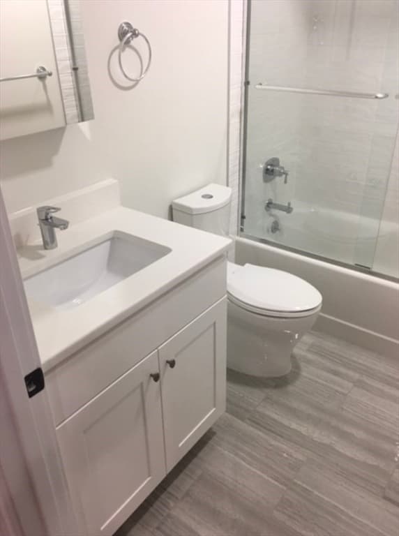 3381R Washington Street #2 photo 4