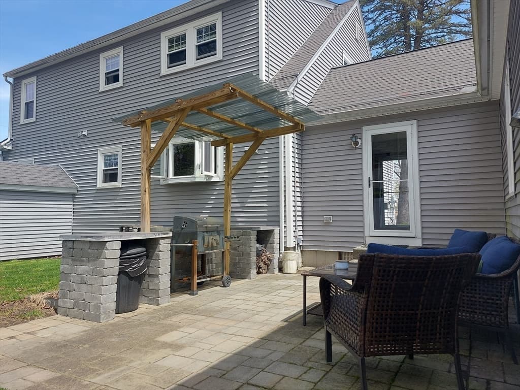 27 Foch Ave photo 5