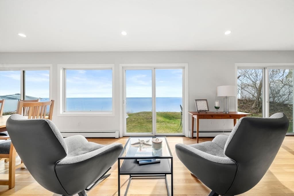 8 Shore Dr photo 4