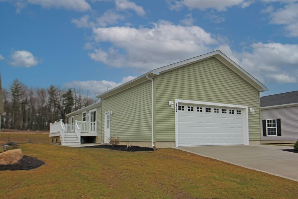 167 Liberty Lane photo 2