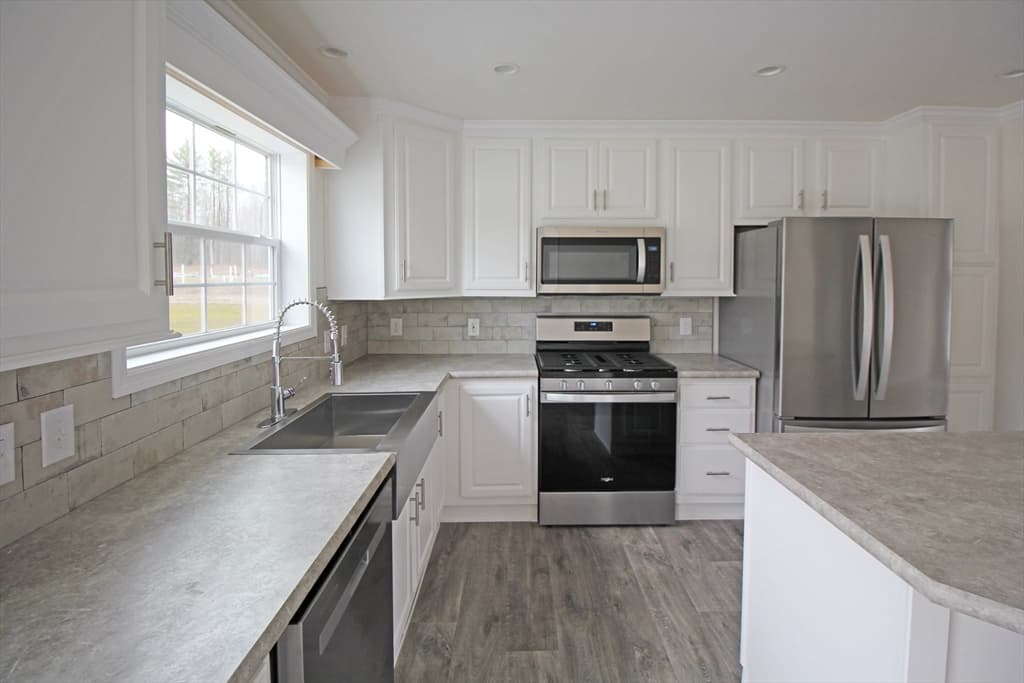 167 Liberty Lane photo 5