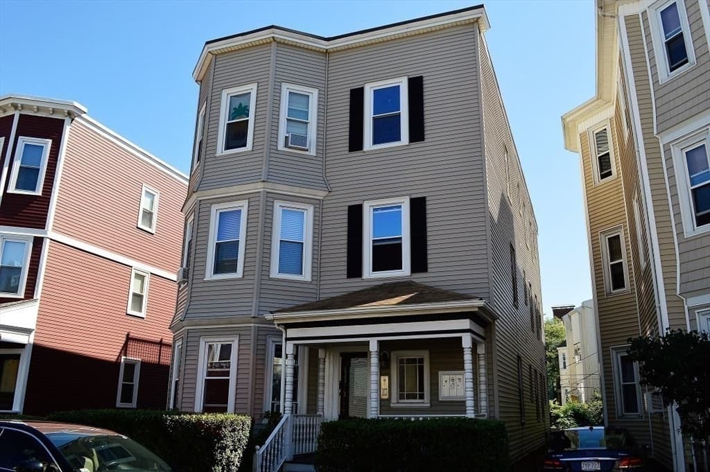 6 Bellflower St #2