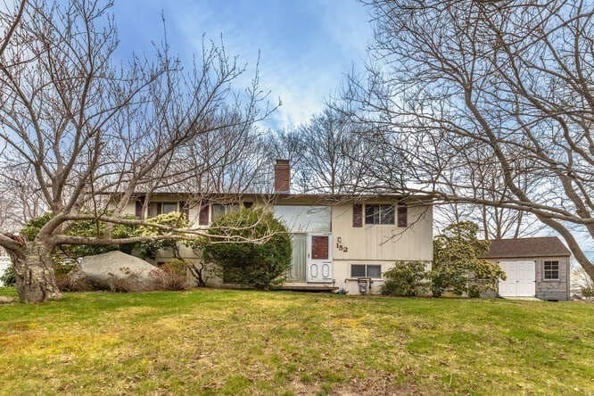 152 Cherry St photo 2