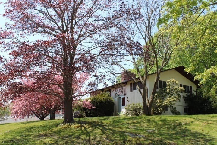 152 Cherry St