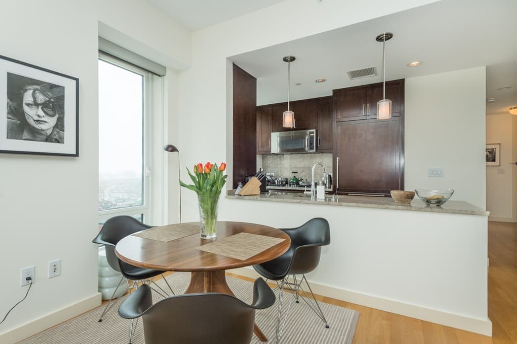 400 Stuart Street #16B photo 4