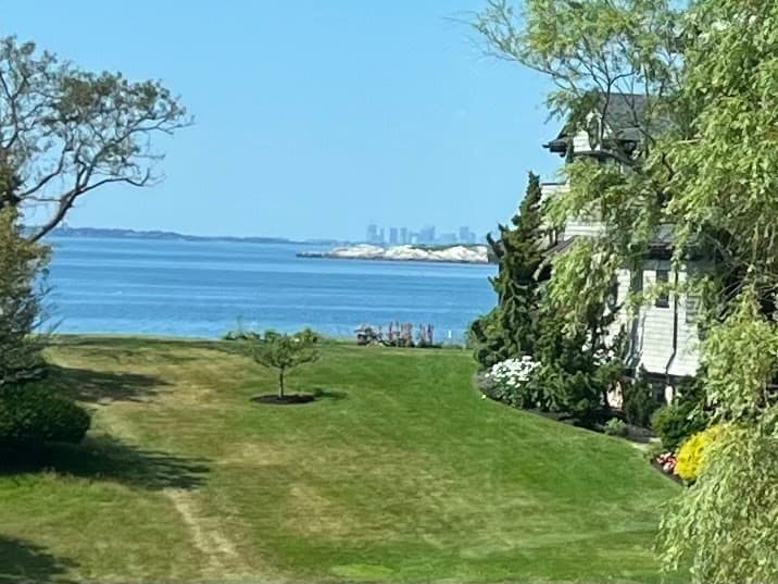 247 Ocean Ave photo 4