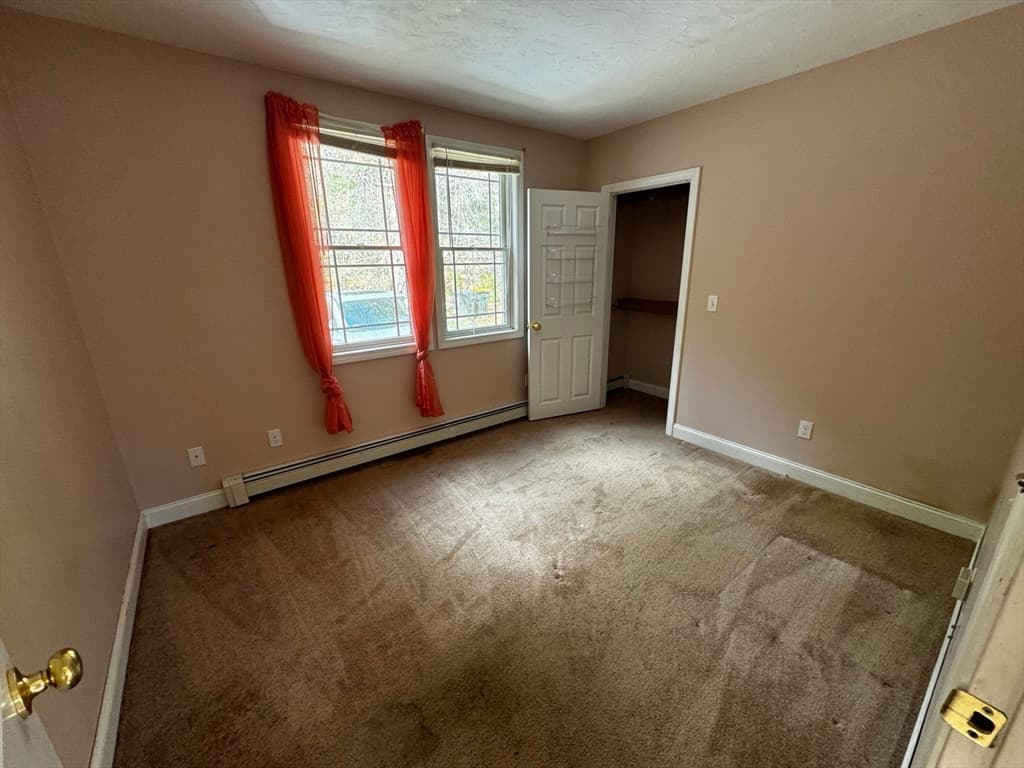 9 Russell Holmes Way #. photo 3