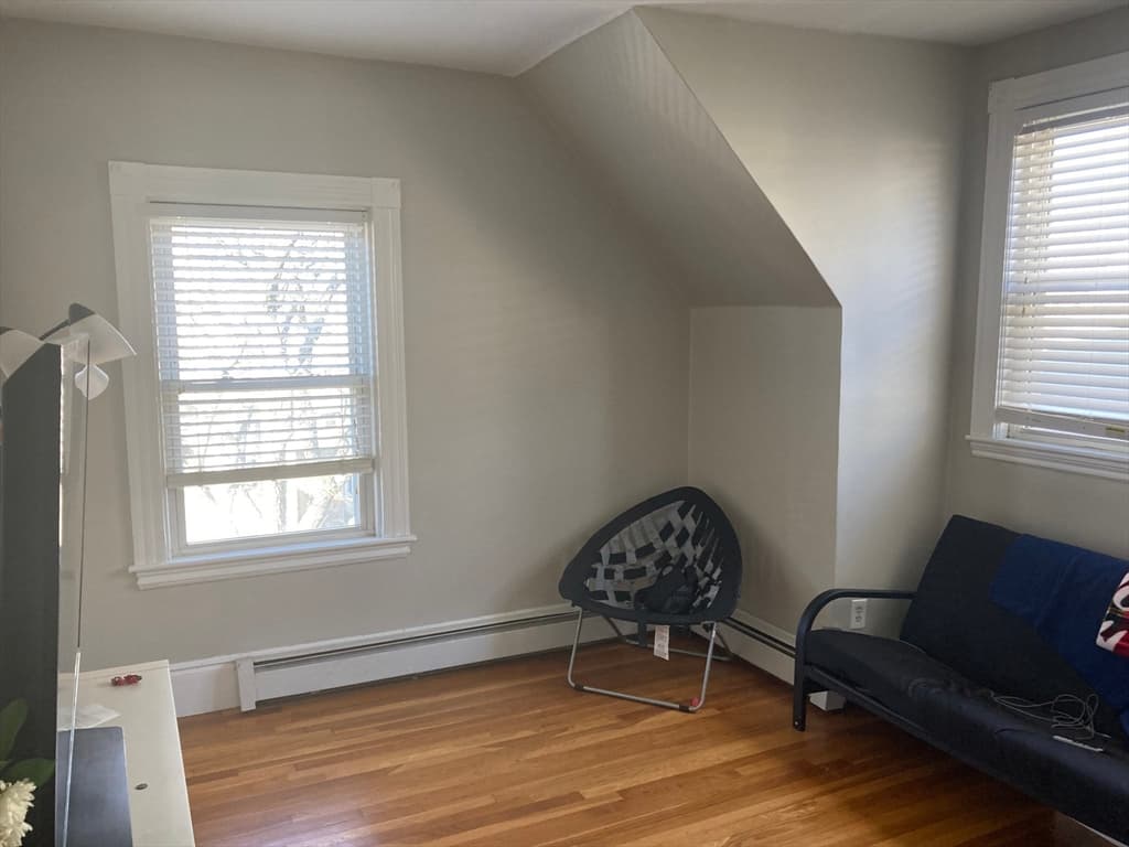 28 Dorset St #3 photo 4
