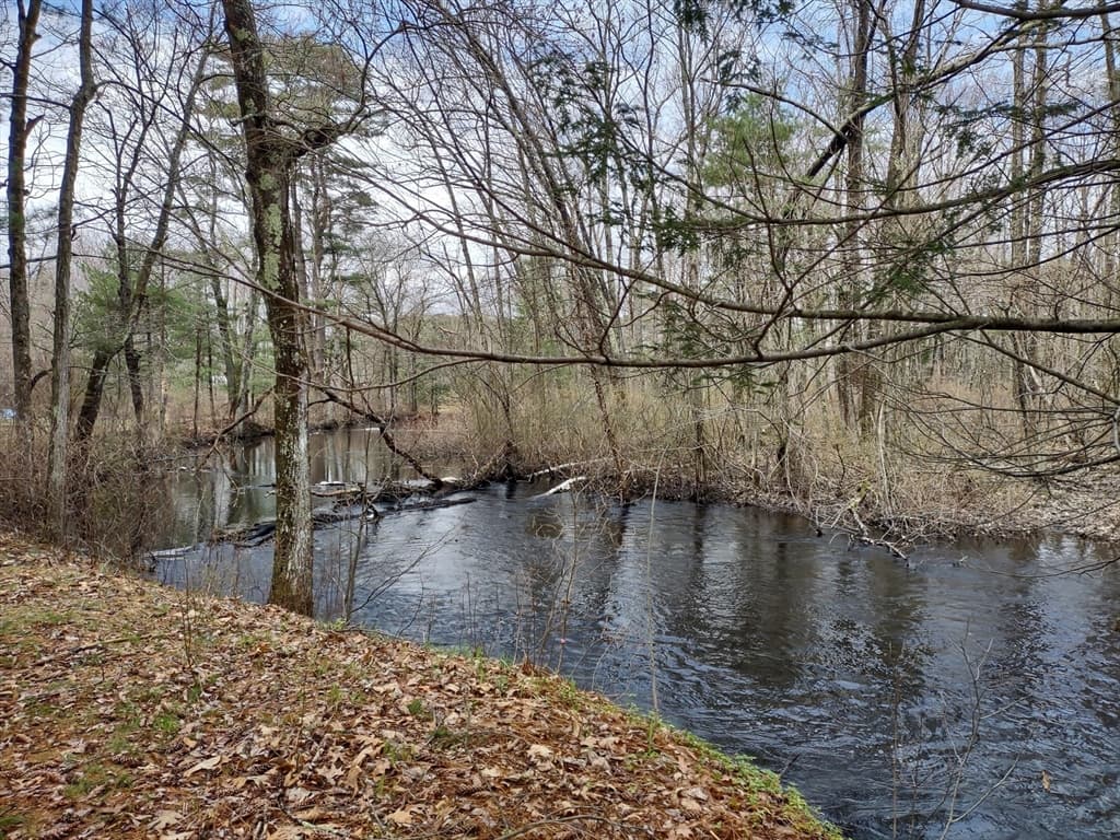 128 Kimball Rd. photo 2