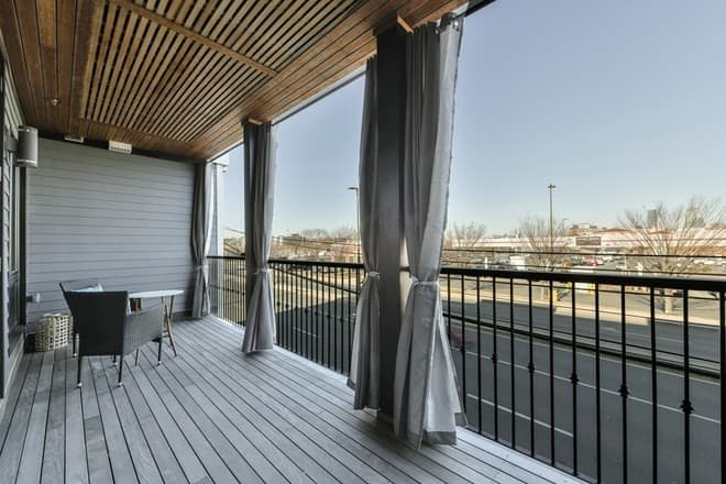 85 Willow Court #202