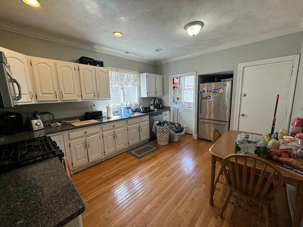 128 Fellsway W #2 photo 5