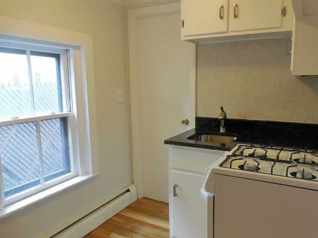 10 Smith Ave #1R photo 5