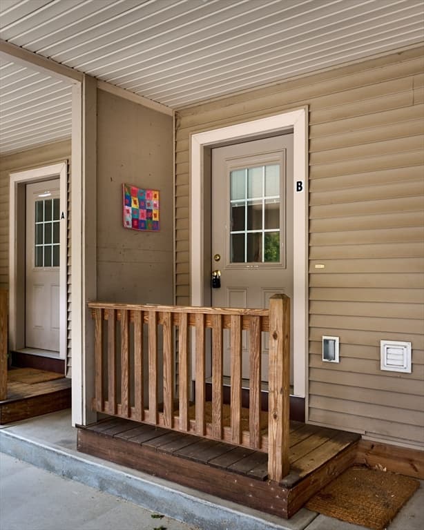 17 Mountain St. #B photo 2