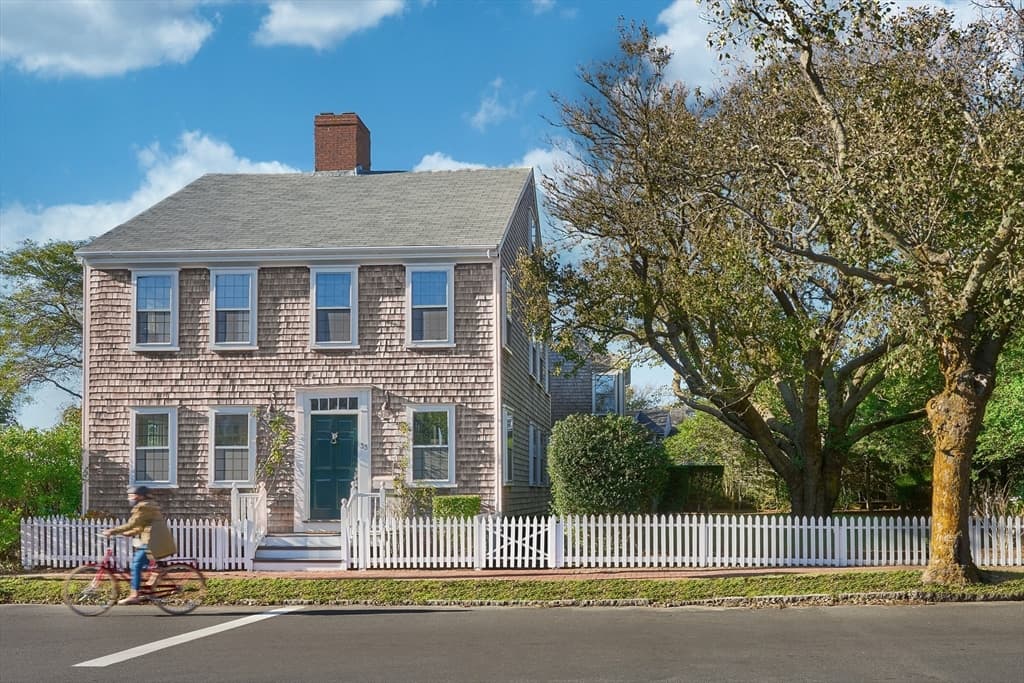 33 Milk Street