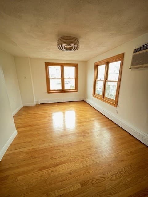 47 Chestnut Street #2 photo 4