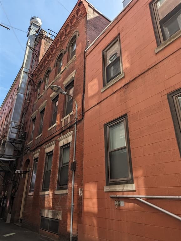 3 Jerusalem Pl