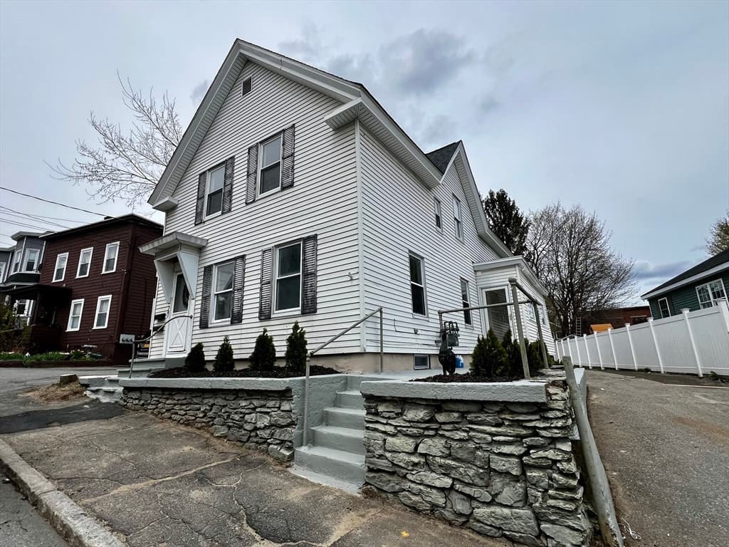 27 Spruce St #2 photo 2