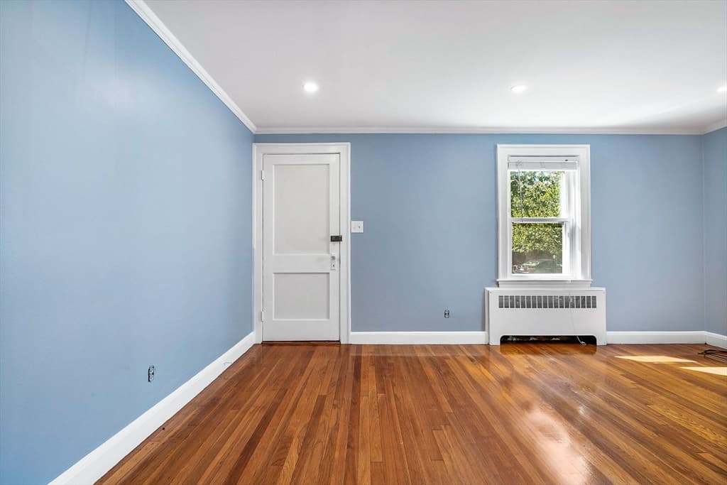 86-88 Fuller Street #1 photo 3