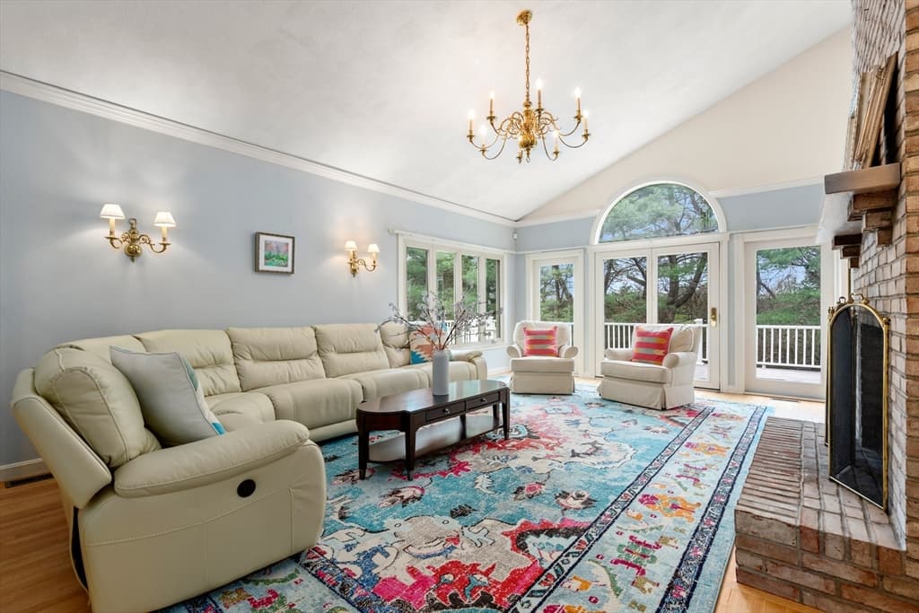 67 Bridle Path photo 5