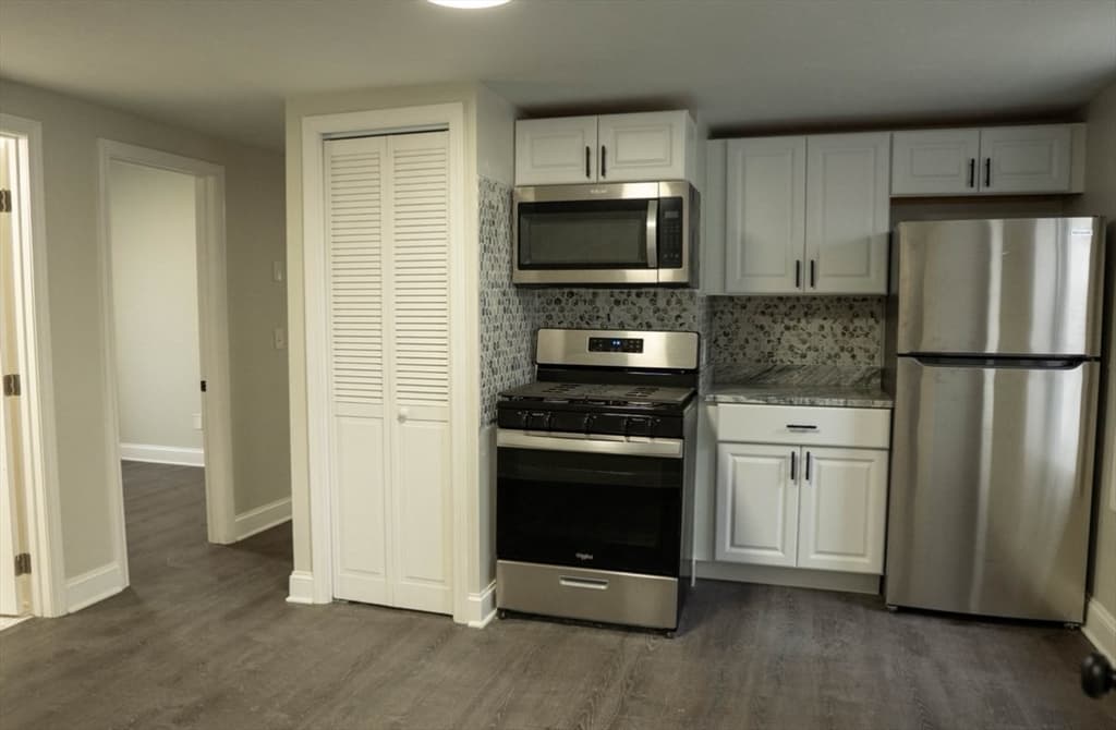 100 Eastern Avenue #B photo 2