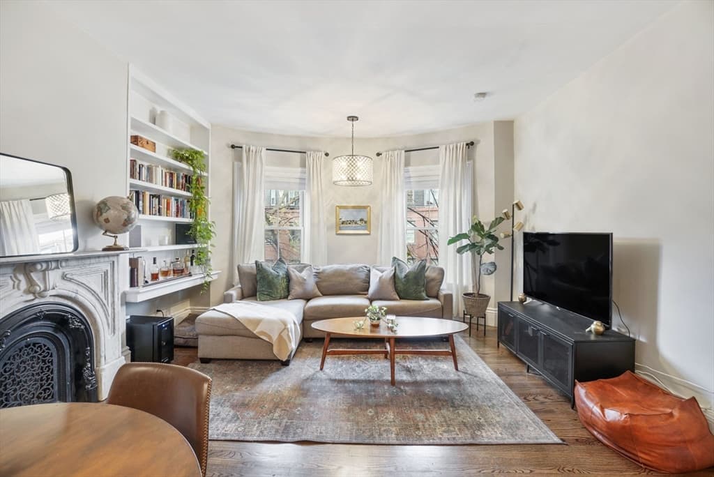 94 Waltham St #5