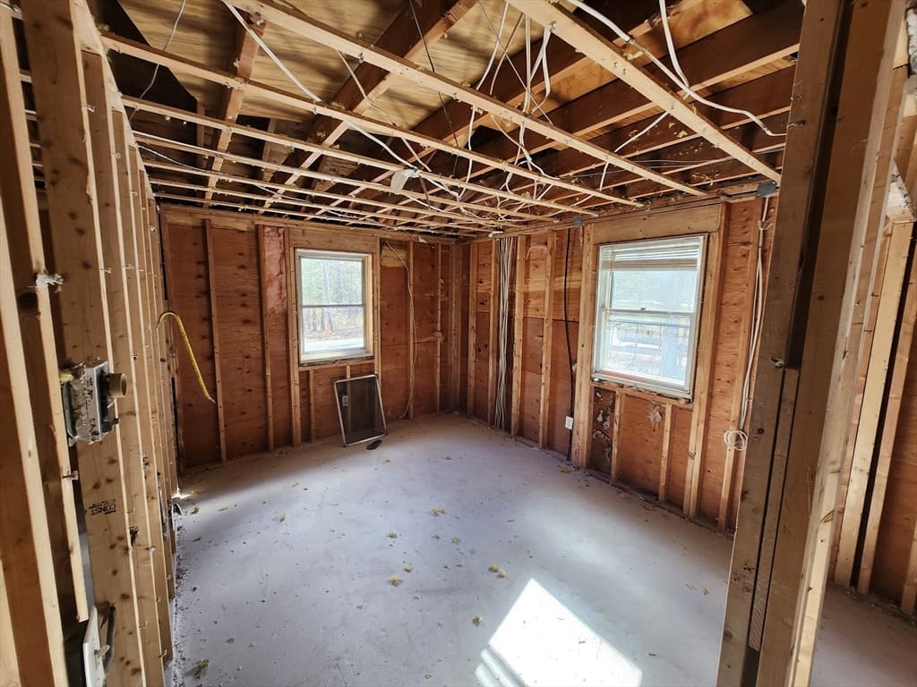 133 White Pond Rd photo 2