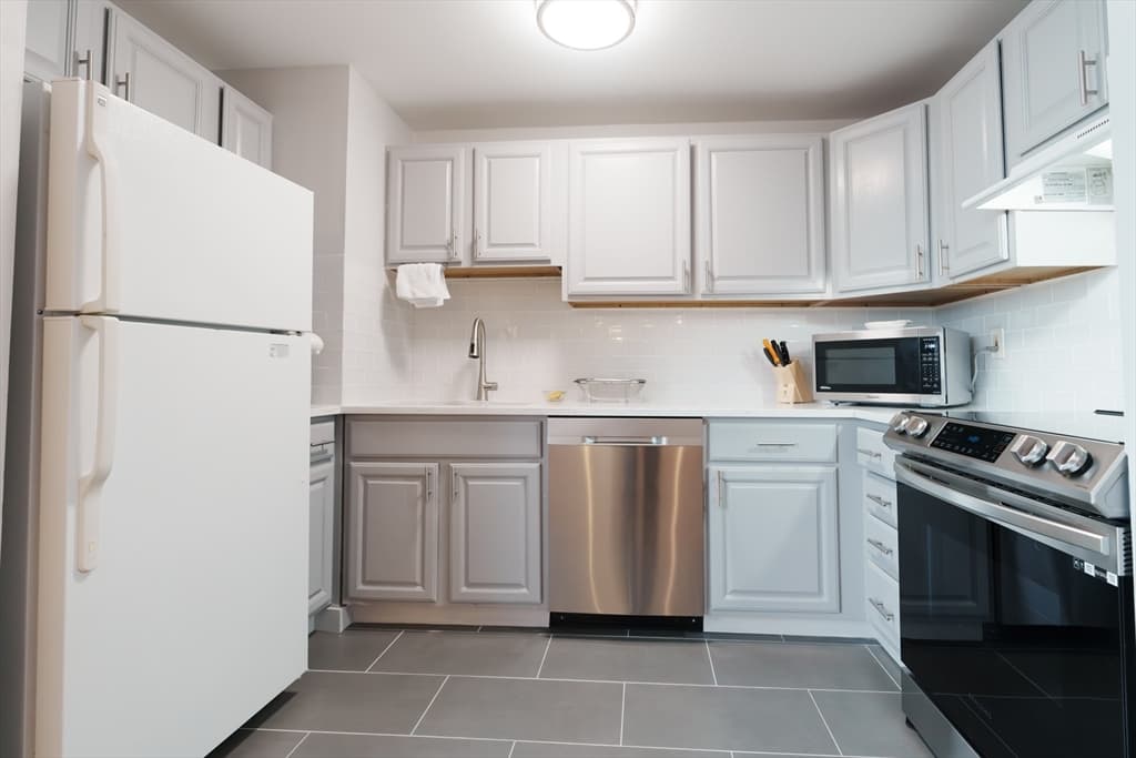 125 Trapelo Rd #36 photo 5