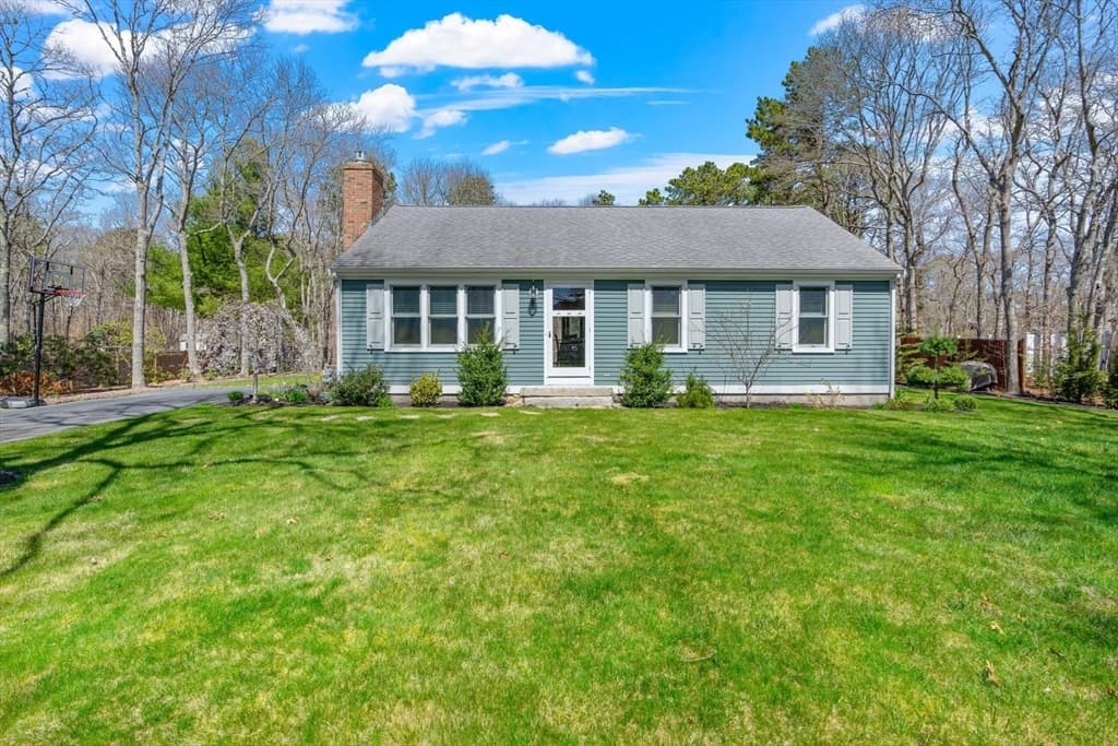 19 Saddleback Road