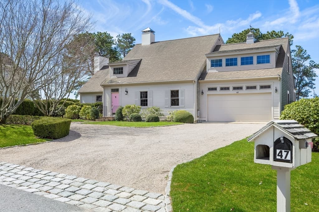 47 Bayshore Dr photo 2