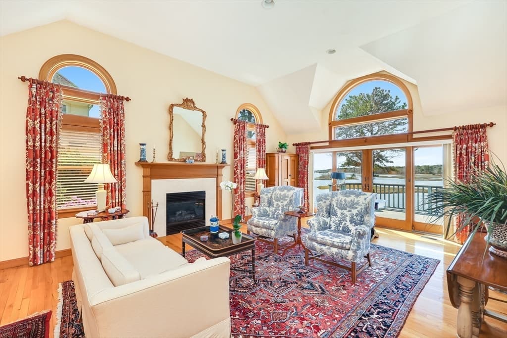 47 Bayshore Dr photo 5