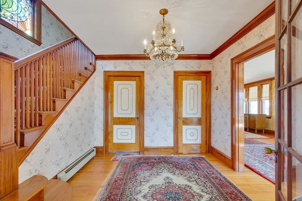 83 Bartlett Ave. photo 3