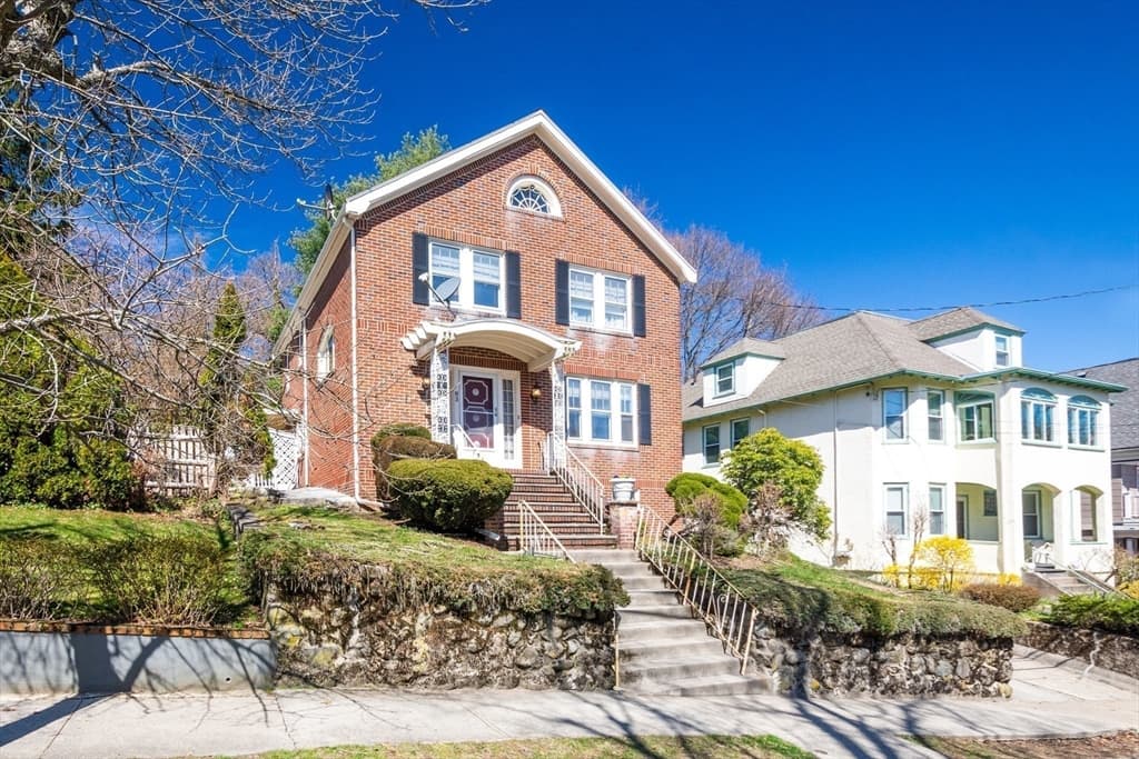 83 Bartlett Ave.