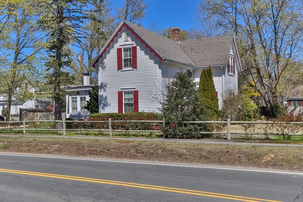 475 Sisson Rd photo 3