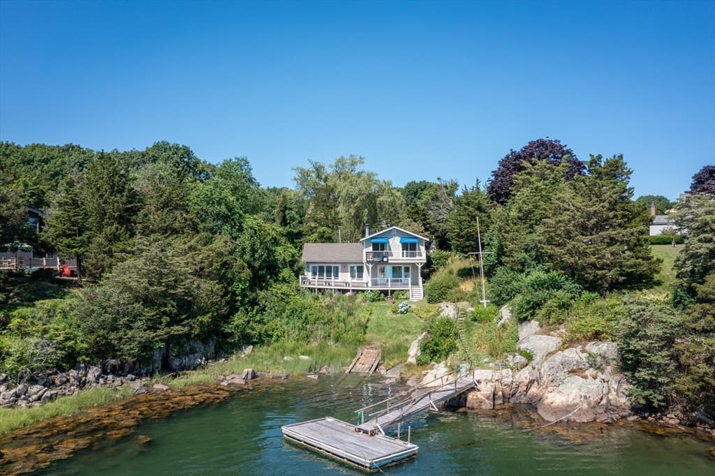 7 Cove Way photo 3
