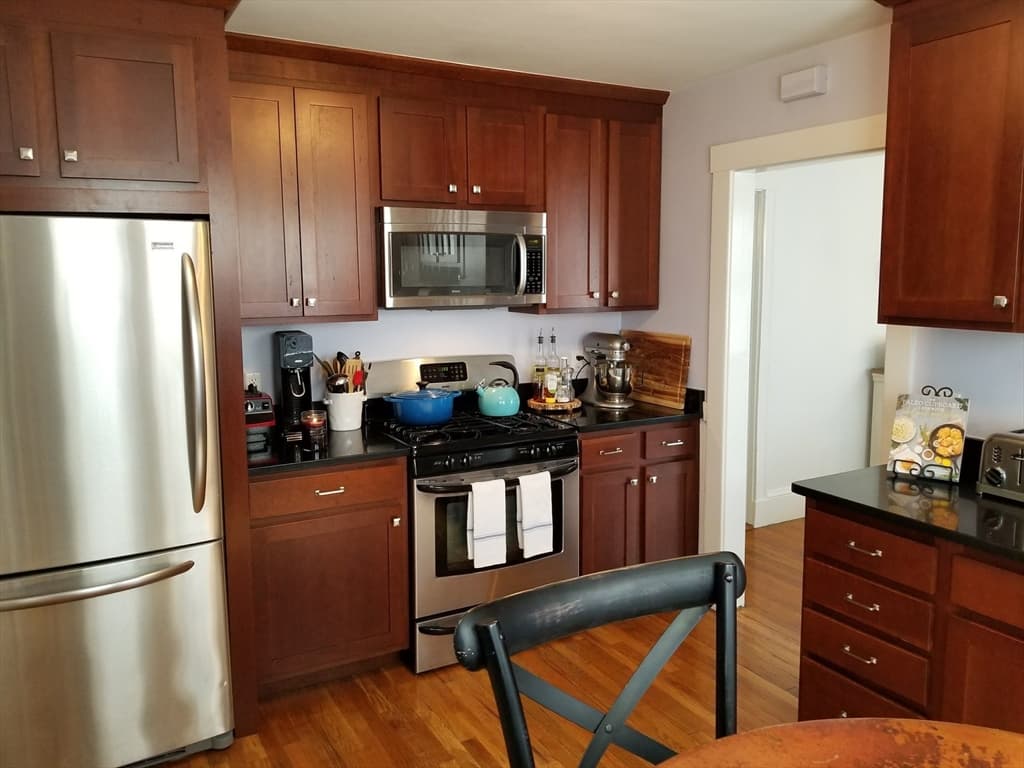 48 Beaumont St #1