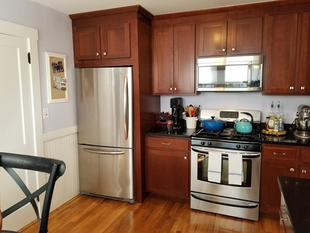 48 Beaumont St #1 photo 4