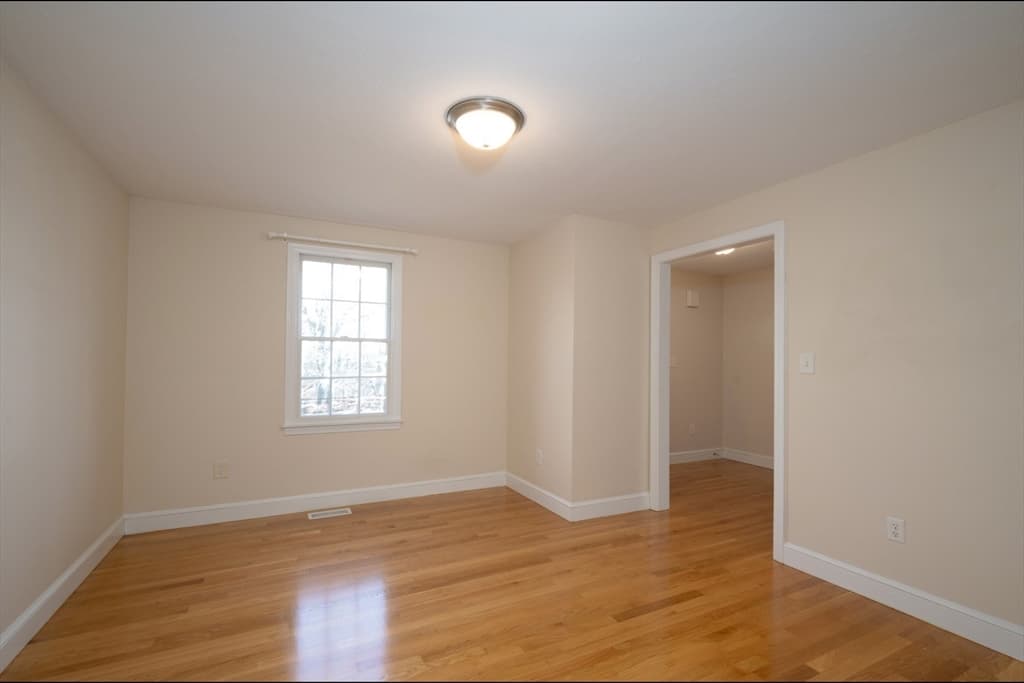 537 Bridge Street #2 photo 5