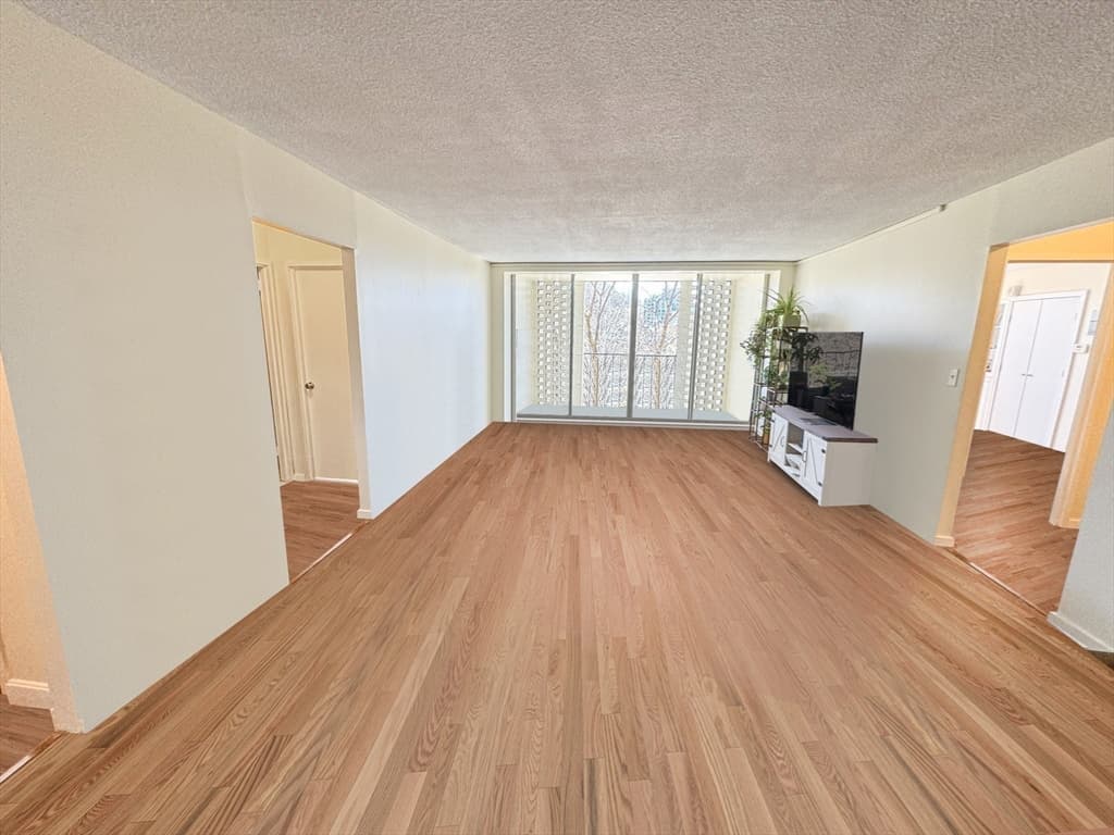 33 Pond Ave #521