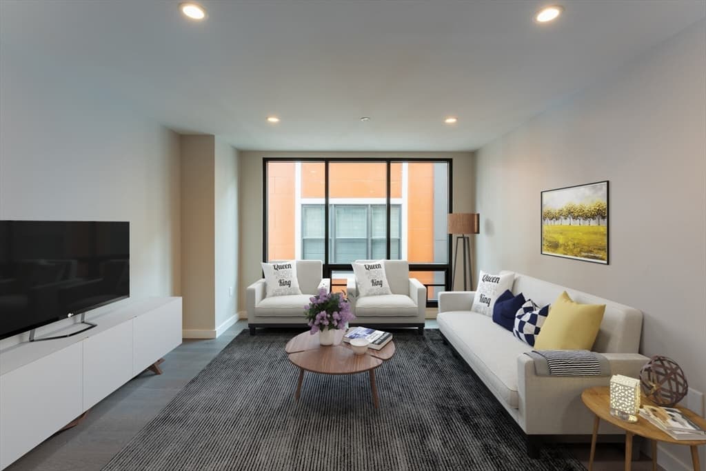 244 Hanover St. #430